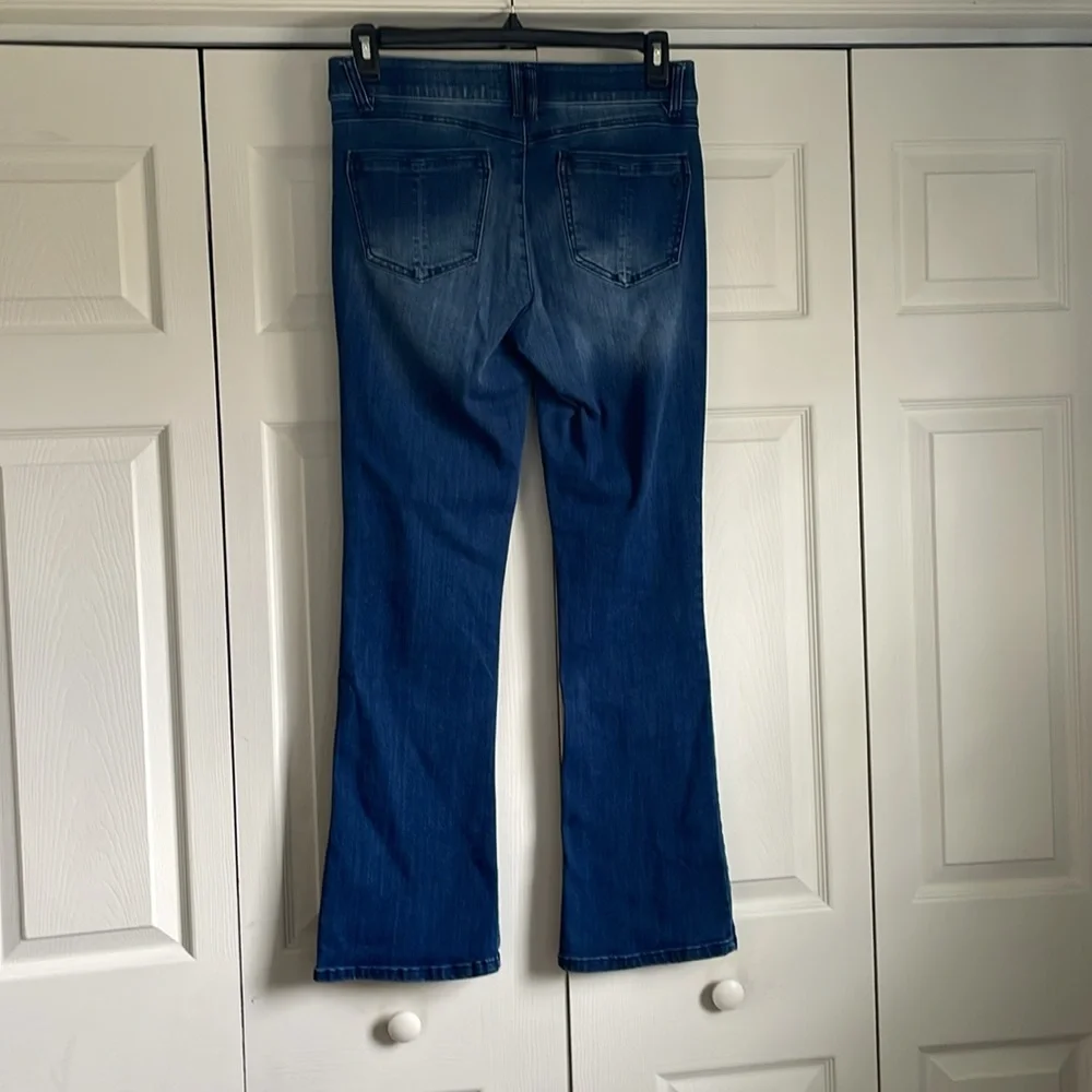 Democracy Women's Jeans. Bootcut - Picture 4 of 4